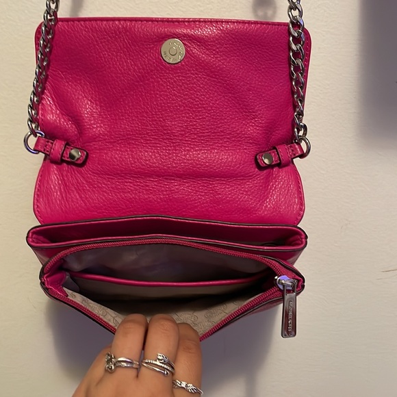 Michael Kors Jet Set Travel Hot Pink Multifunction Crossbody Purse. - Picture 6 of 8